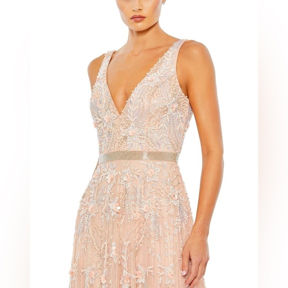 Mac Duggal 5215 NWT V-NECK EMBELLISHED TULLE GOWN - Picture 3 of 7